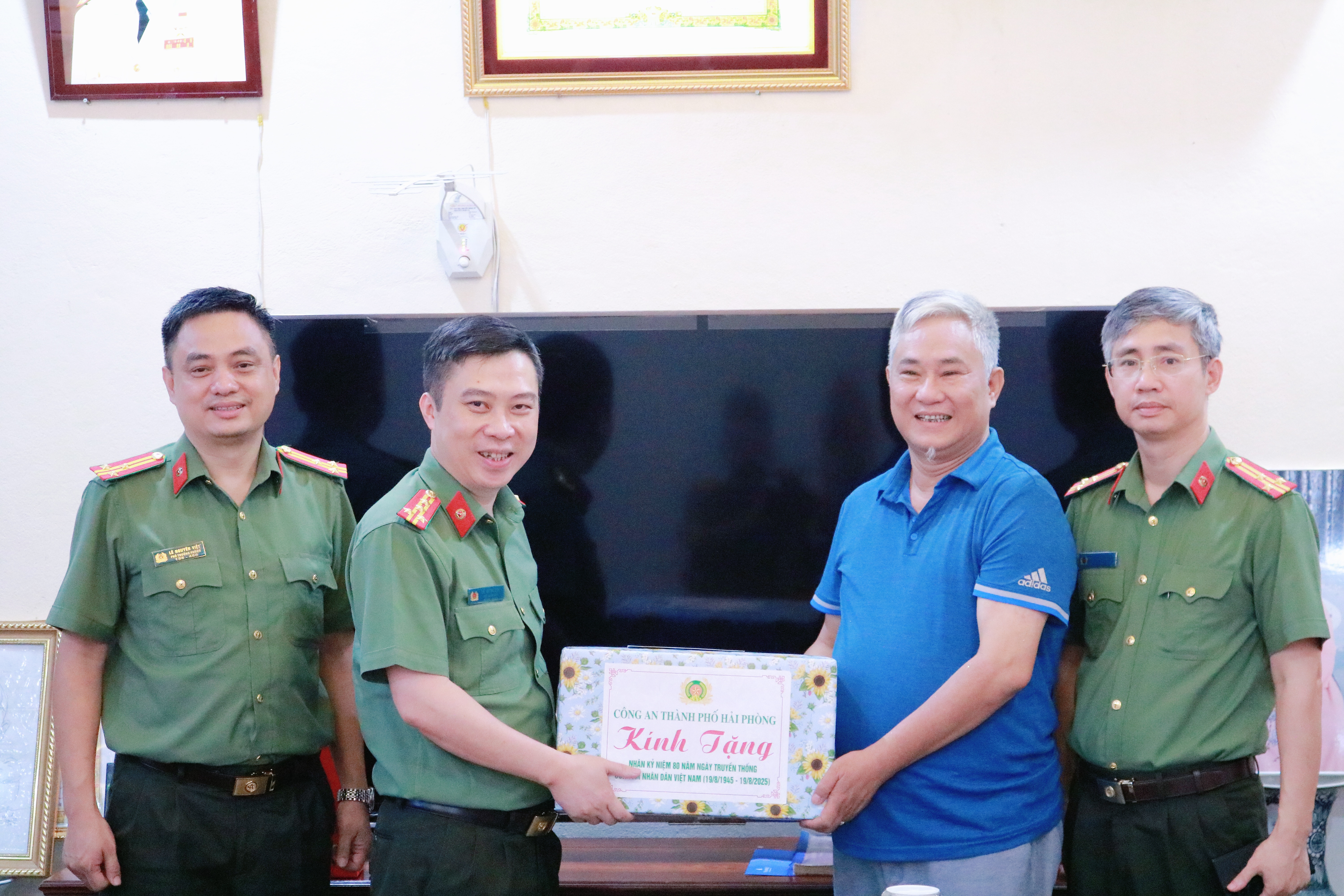 Tiếp nối truyền thống anh hùng, tri ân thế hệ Công an Hải Phòng qua các thời kỳ